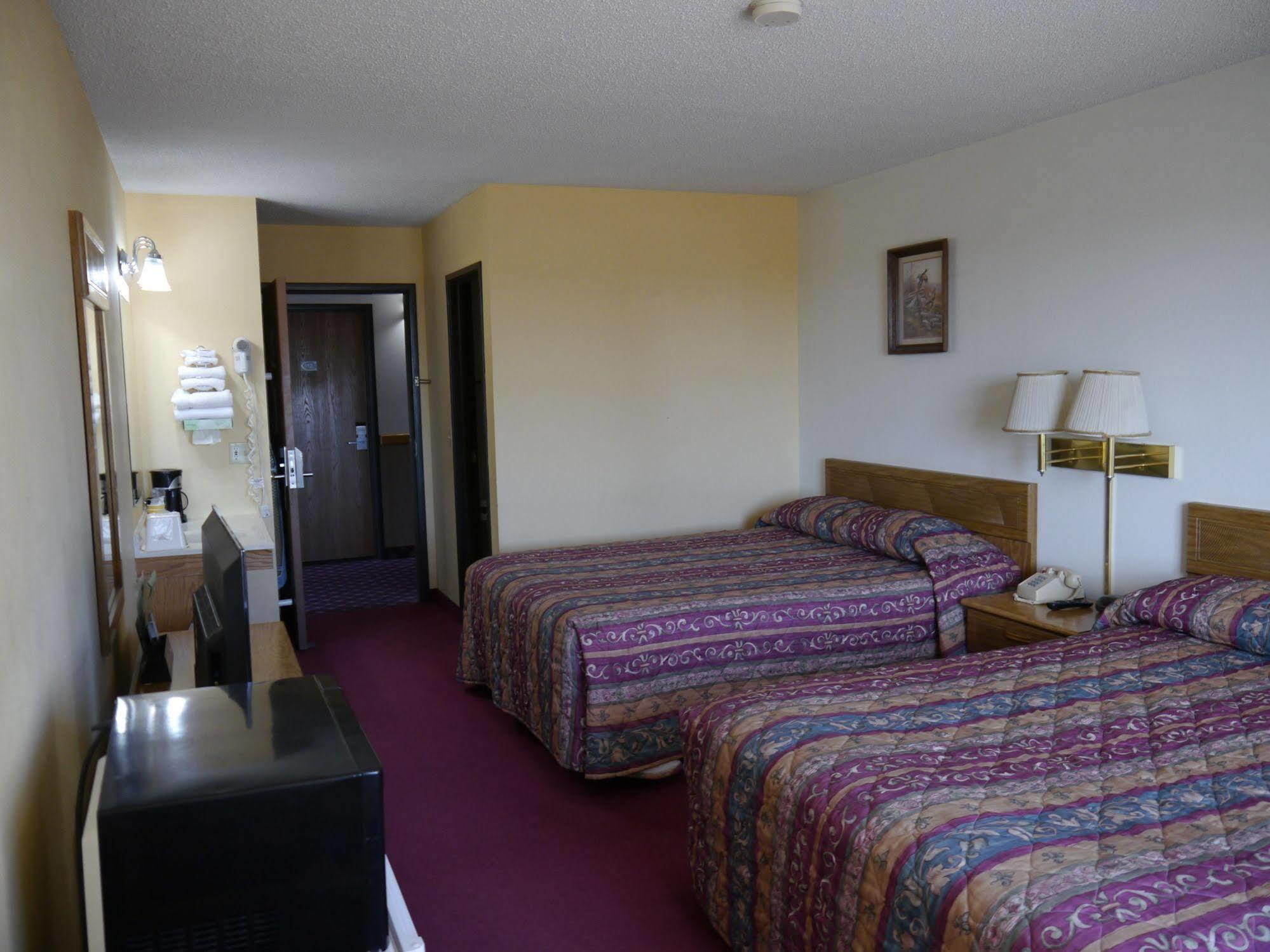 Westwood Inn & Suites - Kimball Buitenkant foto