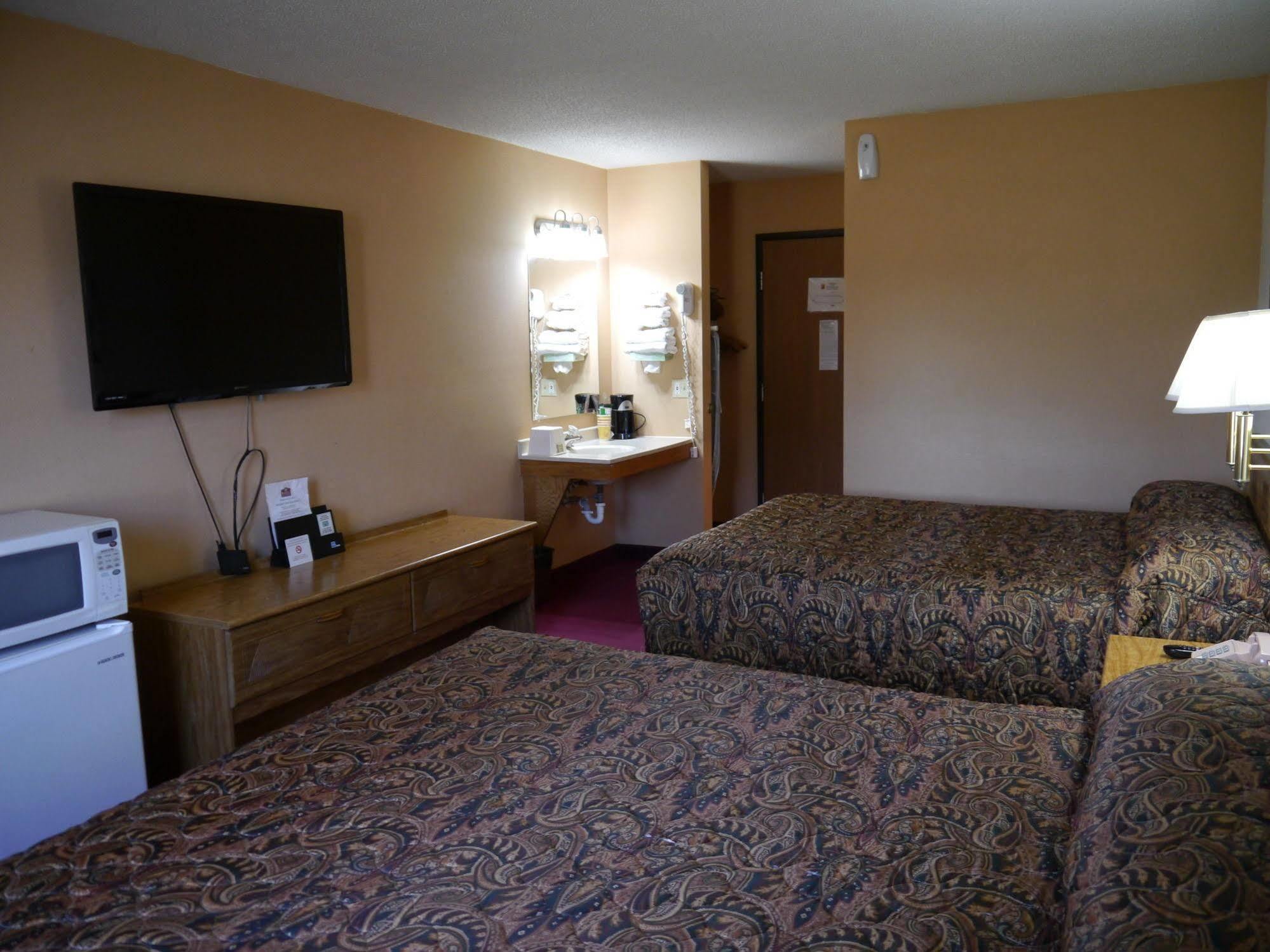 Westwood Inn & Suites - Kimball Buitenkant foto